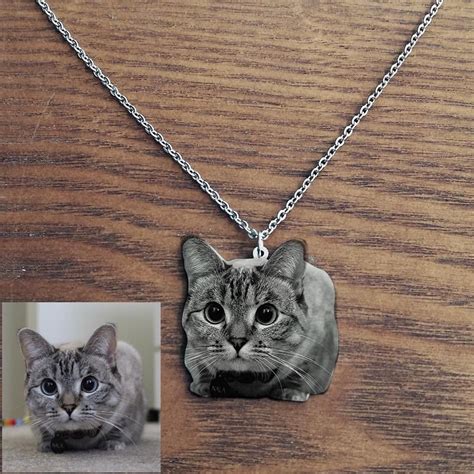 Personalized Cat Photo Engraved Necklace – Purfect Friends Photo ...