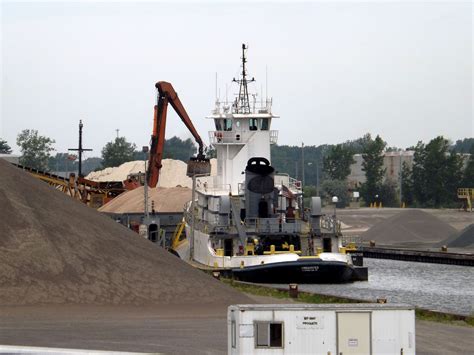 Saginaw River Images: Saginaw River Passage - July 6th