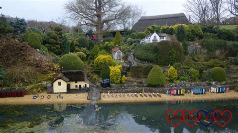 Exploring Godshill Model Village - Little Hearts, Big Love