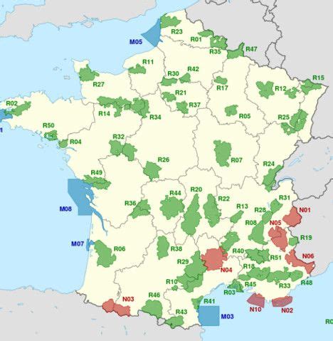 The 29 maps that paint the picture of France | France, Wonder lake ...