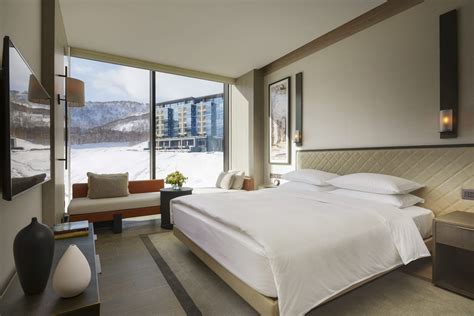 Park Hyatt Niseko Hanazono - SmartFlyer Japan Ski Resort Review