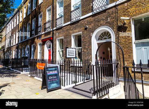 Dickens house holborn hi-res stock photography and images - Alamy