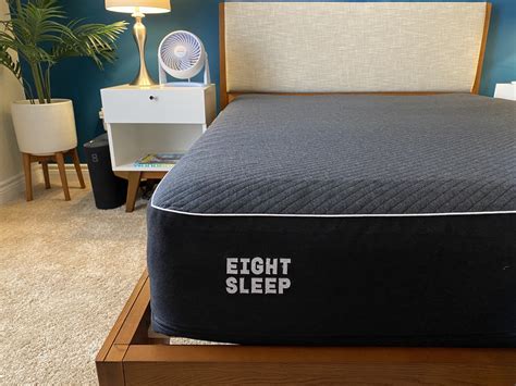 Review: Eight Sleep 'Pod Pro' iPhone-Connected Mattress Offers ...