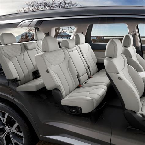 interior of a hyundai palisade - charles-ablin