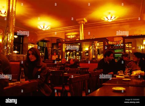 Interior cafe de flore hi-res stock photography and images - Alamy