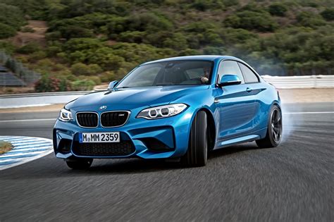 BMW serie 3 Car Wallpapers خلفية سيارة بي ام دبليو الرائعة