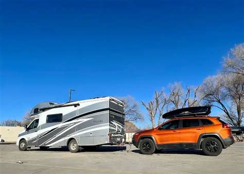 Best Cars To Tow Behind RVs - RV Love