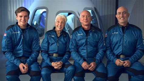 Bezos and his Blue Origin crewmates trained for 14 hours. These are the ...