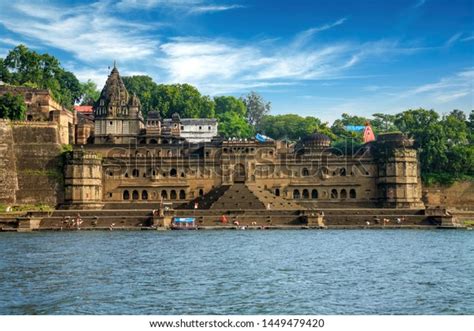 818 Maheshwar Fort Images, Stock Photos, 3D objects, & Vectors ...