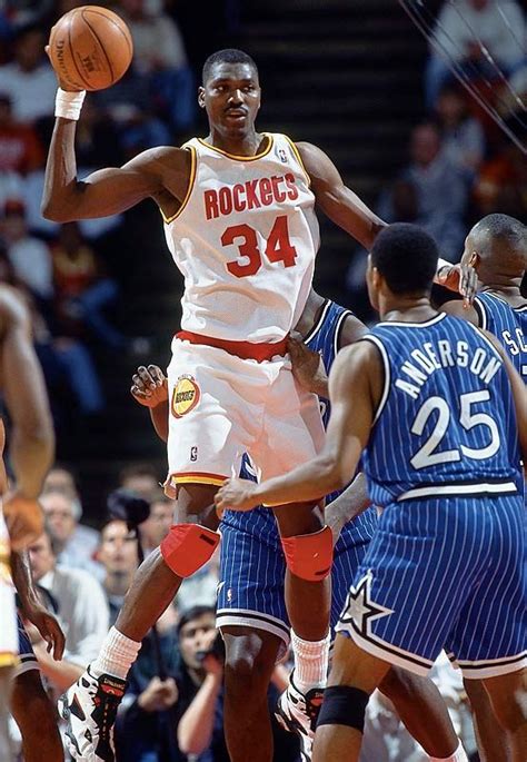 Hakeem Olajuwon - 1995 | Nba players, Hakeem olajuwon, Nba