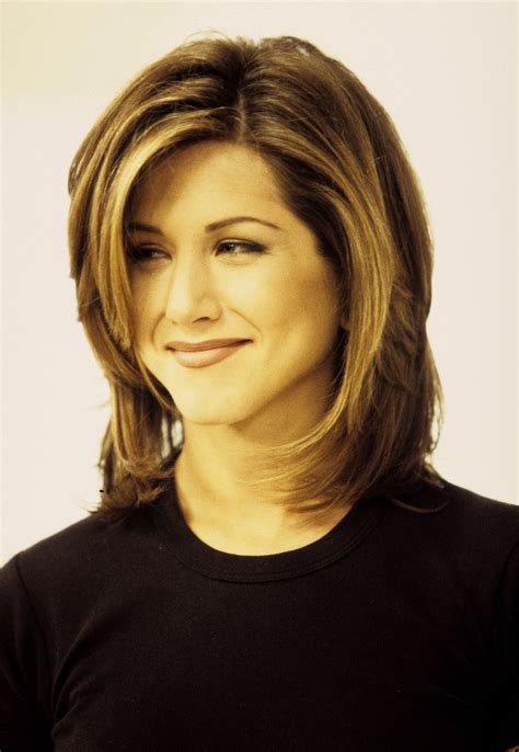 Jennifer Aniston Describes Her '90s Haircut as "Cringe-y" | POPSUGAR ...