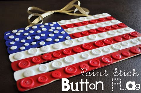 Paint Stick Button Flag Craft | I Heart Crafty Things