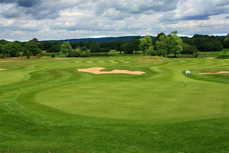 WILDWOOD GOLF CLUB - Alfold, SURREY | Groupon