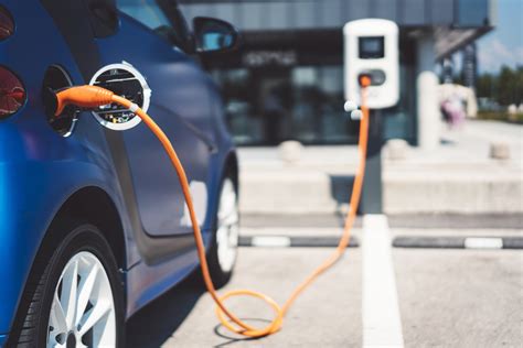 Charging electric vehicles - Energy Saving Trust