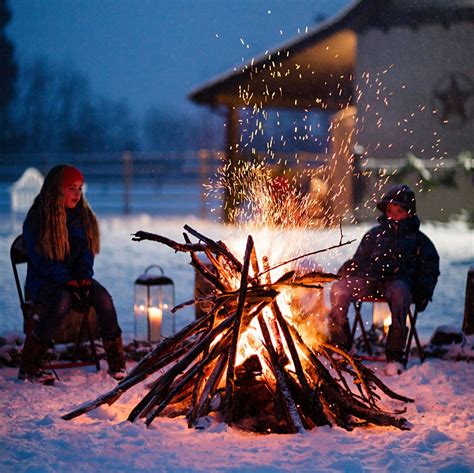 How to Throw an Unforgettable Bonfire Party | Bonfire party, Winter ...