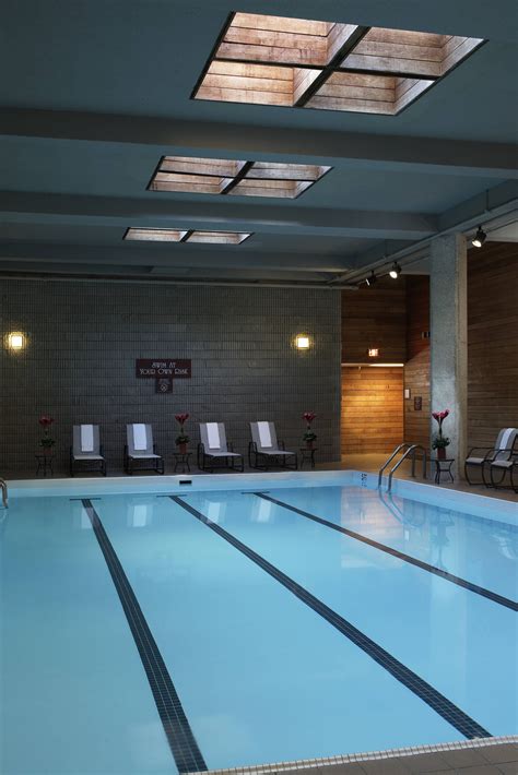 Des Moines Marriott Downtown Indoor Pool #holidays, #Relax, #travel ...