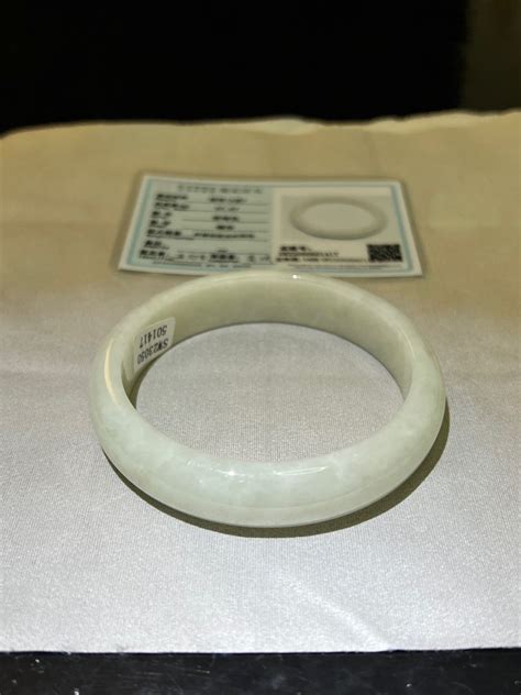 Grade A Jade Bangle, Women's Fashion, Jewelry & Organisers, Bracelets ...