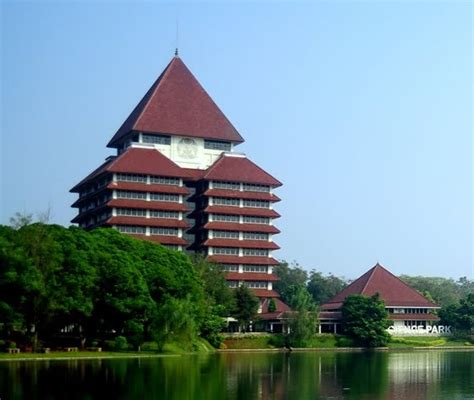 PERGURUAN TINGGI DI INDONESIA : UNIVERSITAS INDONESIA (UI) JAKARTA ...