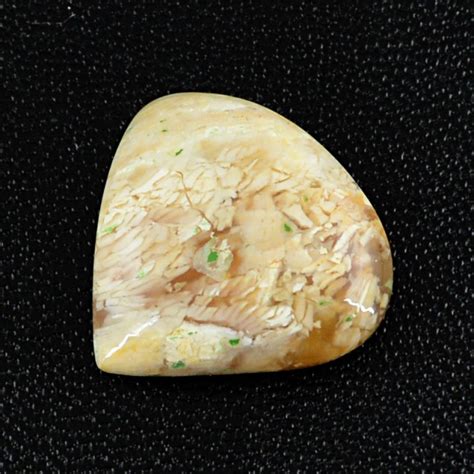 Jasper Gemstone: Meaning, Types, Properties, Value, Origins & More