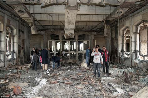 Libya's most grisly tourist attraction: Gaddafi's burned and rubble ...