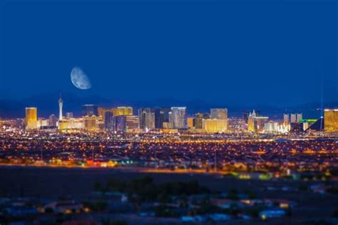 20 Perfect Photos of the Las Vegas Skyline - The World and Then SomeThe ...