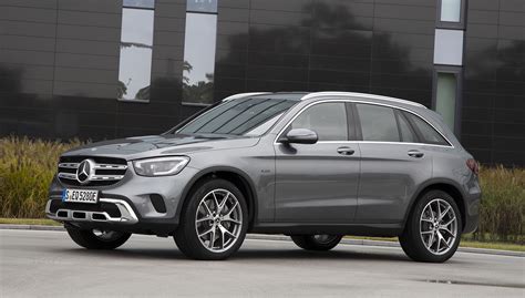 2020 Mercedes-Benz GLC300e: Thai prices and specs