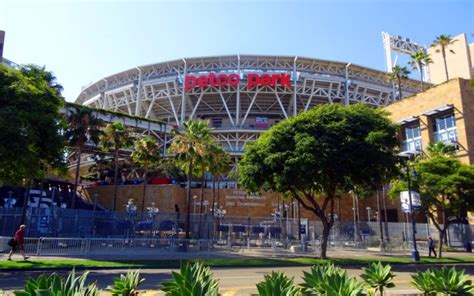 San Diego Padres - Stadium Dude