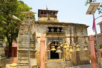 Bageshwar temple of lord Shiva at the confluence of Gomati & Sarya