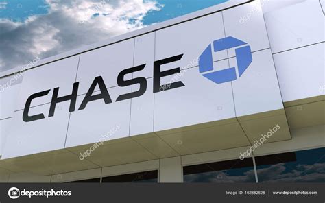 Logo JPMorgan Chase Bank en la fachada moderna del edificio ...