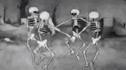 Spooky Scary Skeletons GIFs - Find & Share on GIPHY