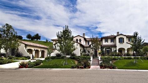 A Look Back at Justin Bieber's House Rental History | Architectural Digest