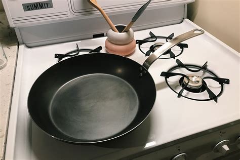 Review: Made In Blue Carbon Steel Frying Pan - InsideHook