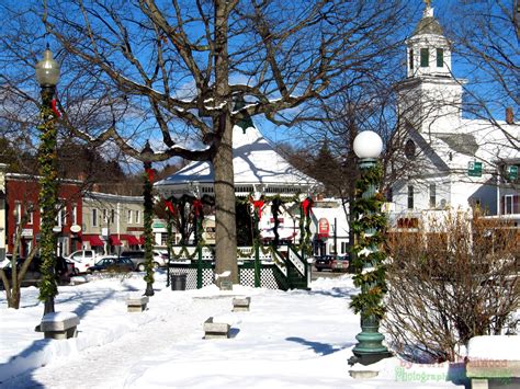 Milford, NH oval on New Year's Day 2013 | My favorite people/places ...