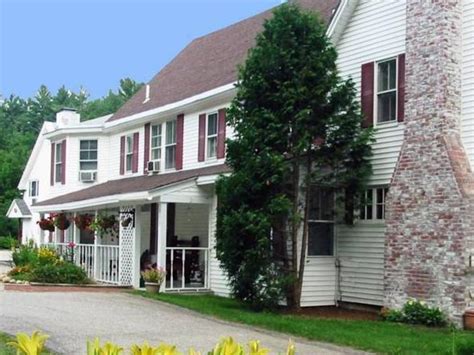 Cranmore Mountain Lodge Bed & Breakfast | North Conway (NH) 2021 ...