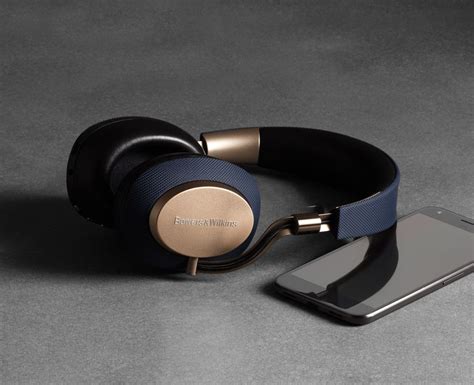 Bowers & Wilkins finally releases a noise cancelling headphone ...