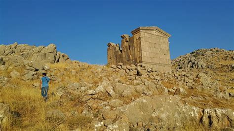 Ain Harcha temple, Hermon mountain - LebanonUntravelled.com