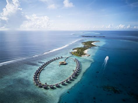 New The Ritz Carlton Maldives, Fari Islands Makes its Debut – Hotelier ...