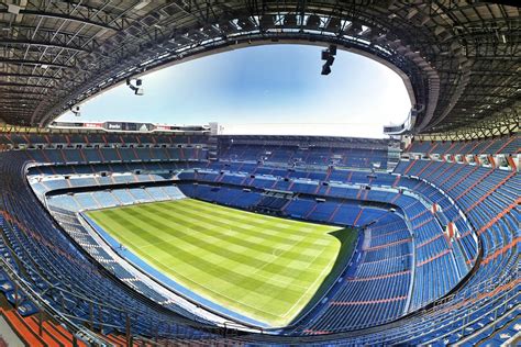 Santiago Bernabéu Stadium in Madrid - Visit One of the Largest Stadiums ...