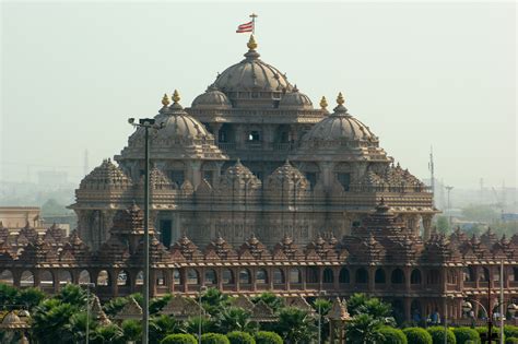 File:Akshardham temple, Delhi.jpg