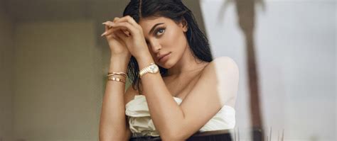 2560x1080 Kylie Jenner Gq Mexico 2023 Wallpaper,2560x1080 Resolution HD ...