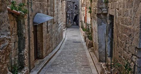 A trip down memory lane in this ancient neighborhood of Nablus - Al ...