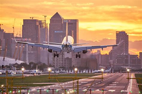 London City Airport LCY : r/aviation