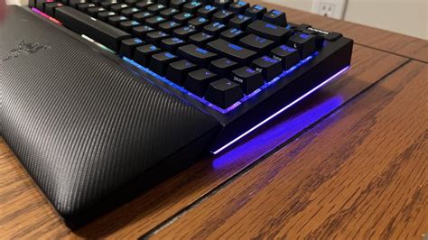 Razer BlackWidow V4 75% review: Razer's first hot-swappable keyboard ...