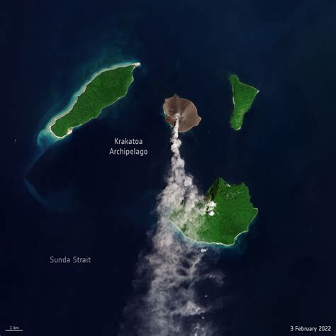 ESA - New eruption at Krakatoa Volcano