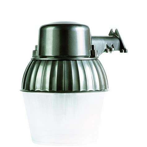 Woods L1751 Universal Bulb Dusk To Dawn Outdoor Security Light with 10 ...