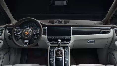 Porsche Macan Interior | Cabinets Matttroy