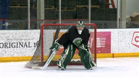 Saskatchewan Huskies goalie scores goal in shutout victory - Saskatoon ...