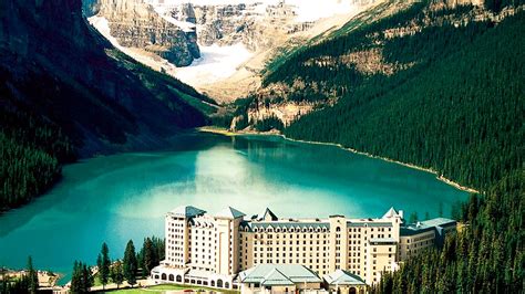 The Fairmont Chateau Lake Louise | Banff National Park