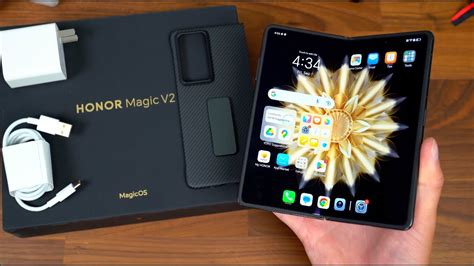 Honor Magic V2 Unboxing and Hands On! - YouTube