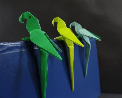 Origami Tutorial - How to fold a Parrot | Origami parrot, Paper crafts ...